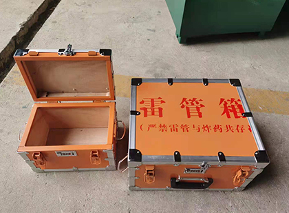榆林不同材质的雷管箱性能上有什么区别？